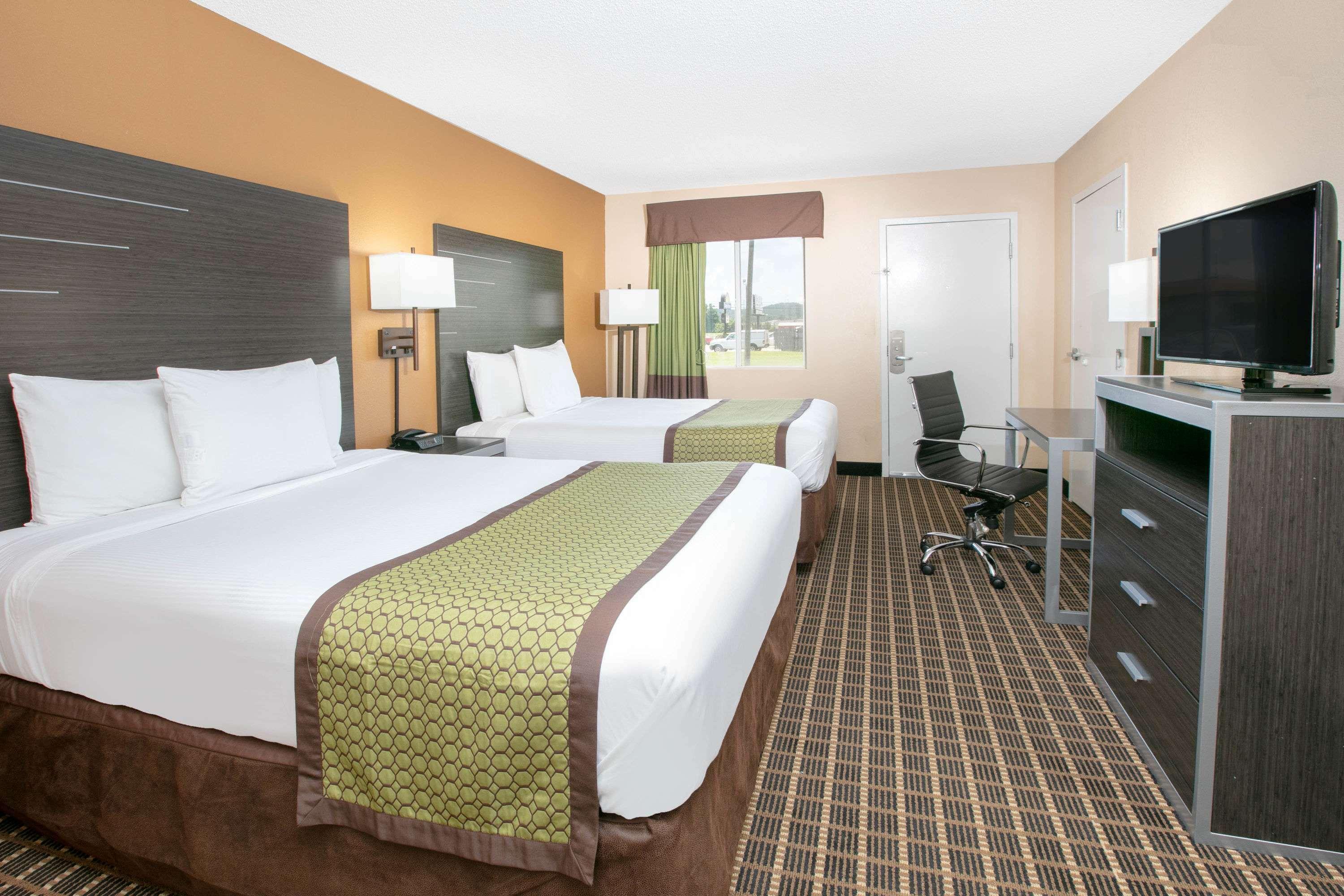 Days Inn By Wyndham Hamilton Exteriör bild